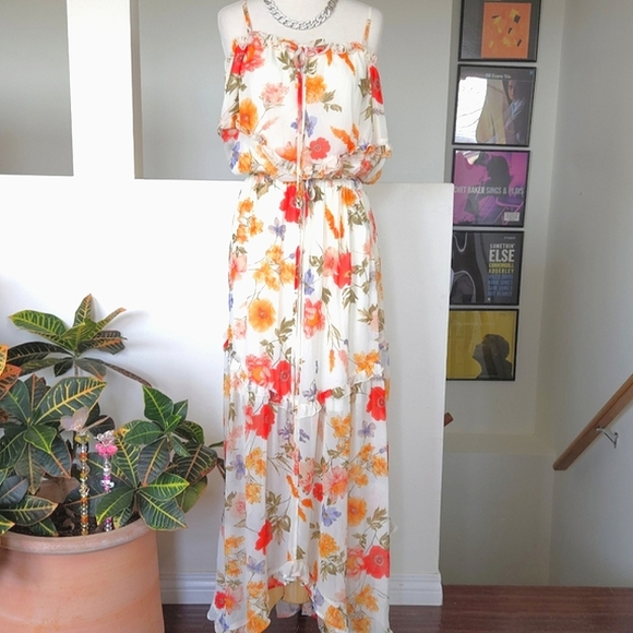🏷️Georgette Ivory Floral Adjustable Strap Ruffle Maxi Dress Size Flowy 2X - Picture 3 of 12